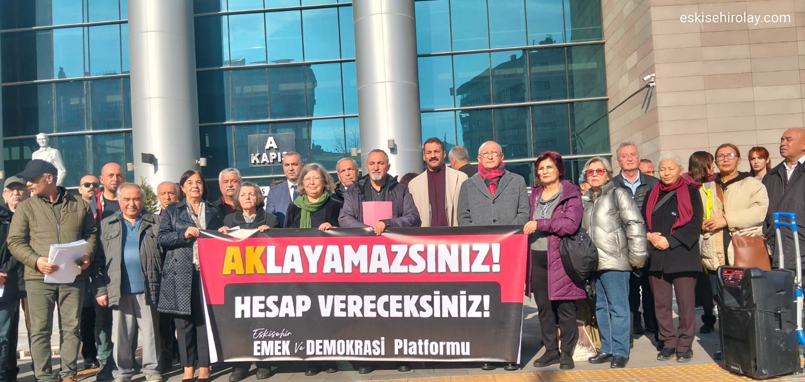 CHP Eskişehir Milletvekili Utku Çakırözer