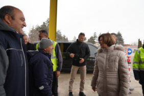 başkan ünlüce’den yol ekibine moral ziyareti