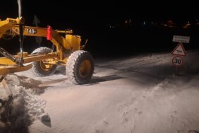 büyükşehir ekipleri, karla mücadelede 7/24 çalışıyor