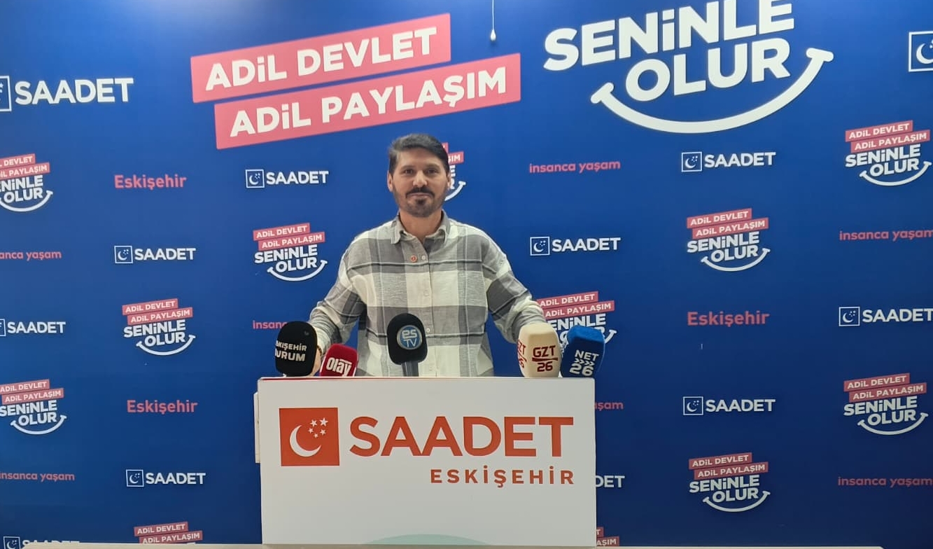 Saadet Partisi’nden Eskişehirli Polise Destek, İktidara ‘Öcalan’ Tepkisi: “Üniformalı Yandaşlara Neden Sustunuz?” 5 saadet-partisi