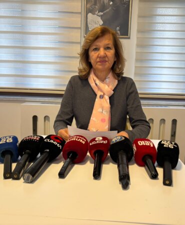 Sevgi Akmen: “Eğitim alanında yaşanan çok boyutlu sorunlara karşın ülke yönetiminin konulara duyarsız kaldığı bir yılı daha geride bıraktık”