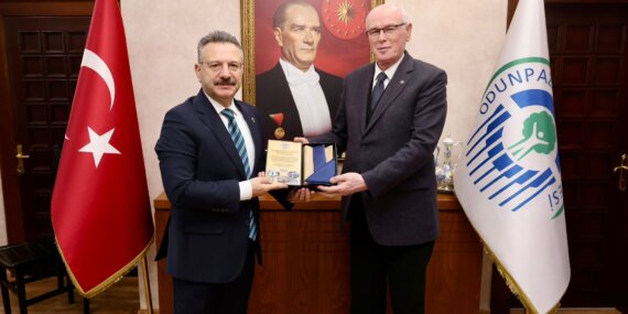 Vali Aksoy’dan Başkan Kurt’a veda ziyareti