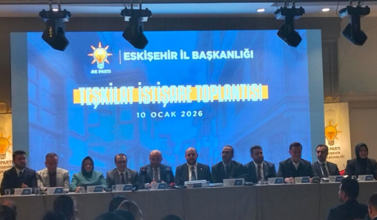 AK Parti Eskişehir Teşkilat İstişare Toplantısı’nda Gündem Terör ve Ekonomi: “Fatura 2 Trilyon Dolar!