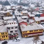 eskişehir’de kar yağışı masal gibi görüntüler oluşturdu: tarihi odunpazarı beyaza büründü