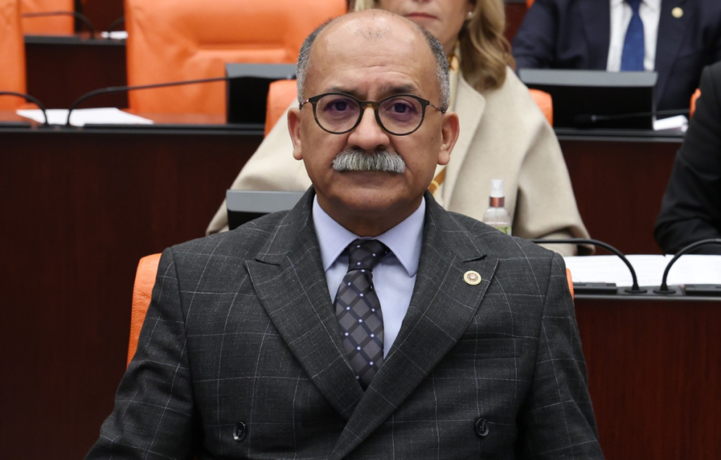 CHP’li Arslan: “Gerekirse copu da biz yeriz, gazı da biz yeriz”