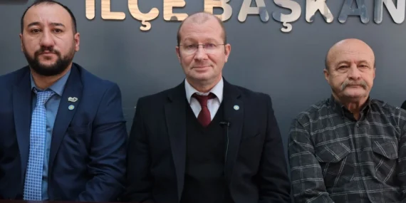 Büyükşehir Meclisi’nde yaşanan Yeşiltepe gerilimine tepki: “Halkın sorunu değil, partilerin ego savaşı konuşulmuştur”