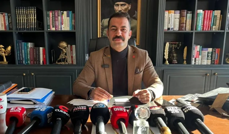 Talat Yalaz: “Türkiye Cumhuriyeti tarihinde, emekli olup çalışmak zorunda kalanların sayısı bugün en yüksek seviyelere ulaşmıştır”