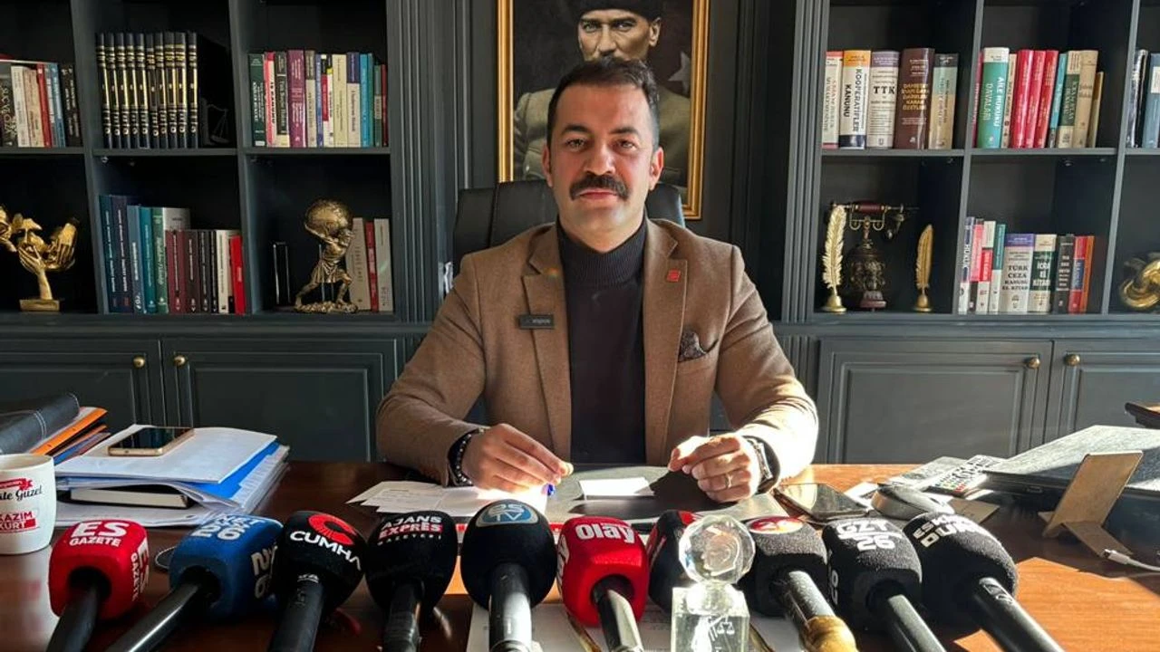 Talat Yalaz: “Gürhan Albayrak her zamanki gibi yine kendisini komik ve gülünç duruma düşürmüştür”