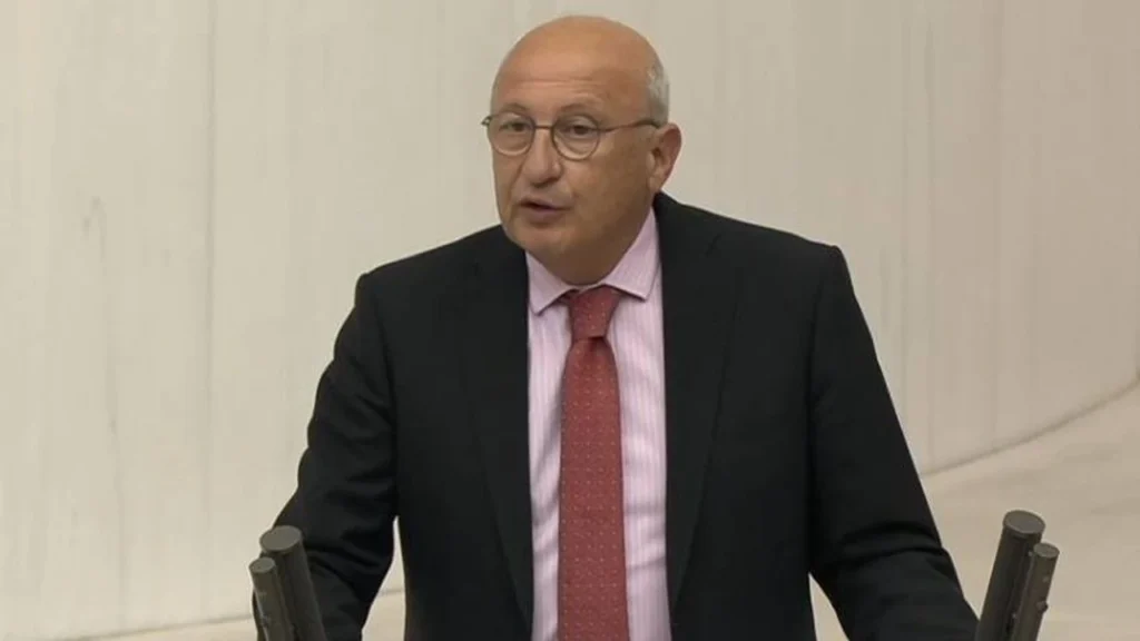 En düşük emekli aylığı zammına CHP’li Çakırözer’den teki: “18 bin TL’yi 20 bin TL’ye çıkarmak bu sorunu ortadan kaldırmaz”