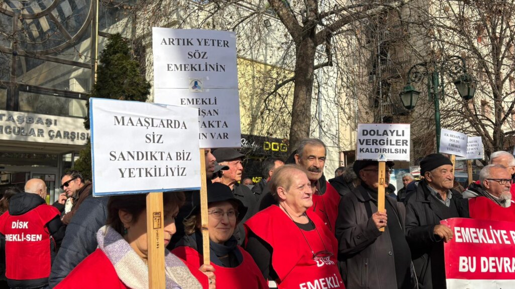 Eskişehir’de Emeklilerden TÜİK İsyanı: Yalanlara Teslim Olmayacağız!