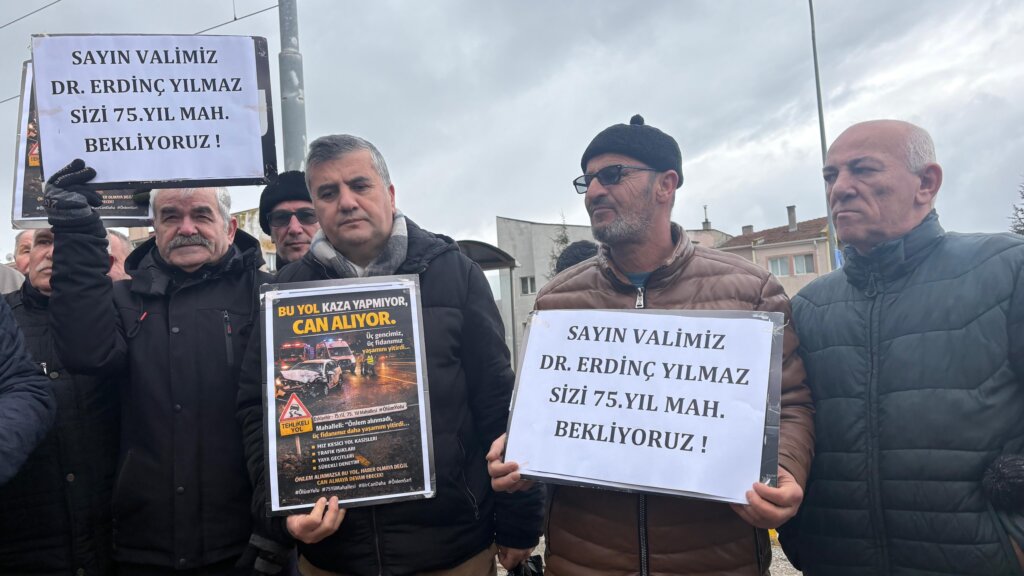 Eskişehir’de ölüm yolunda açıklama: “Bu yol denetimsizliğin, sorumsuzluğun en üst noktada yaşandığı mahallemiz”