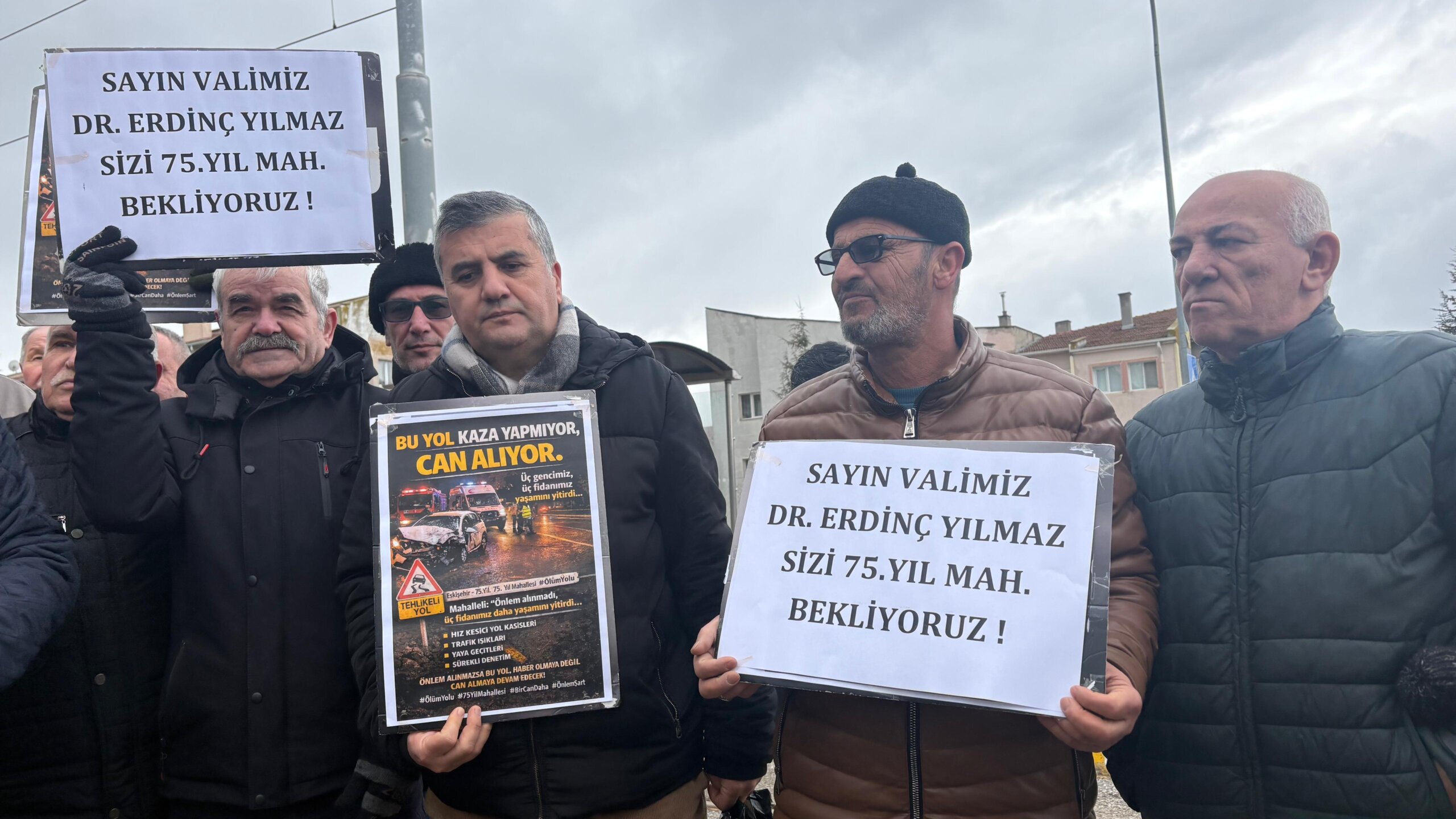 Eskişehir’de ölüm yolunda açıklama: “Bu yol denetimsizliğin, sorumsuzluğun en üst noktada yaşandığı mahallemiz”
