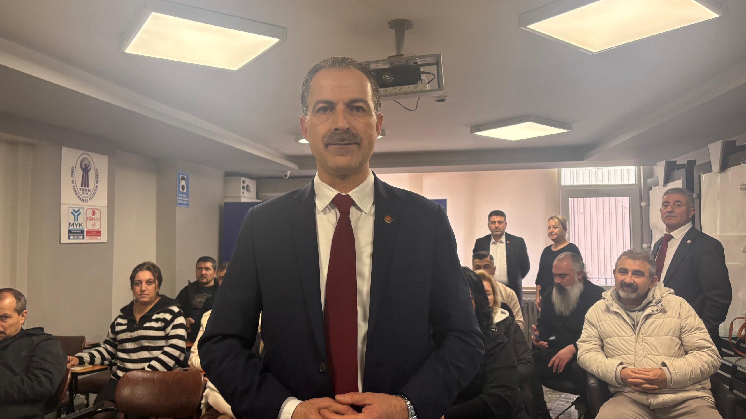 Gürdal Sarıkaya: “Esnafımız bunalmış bir durumda”