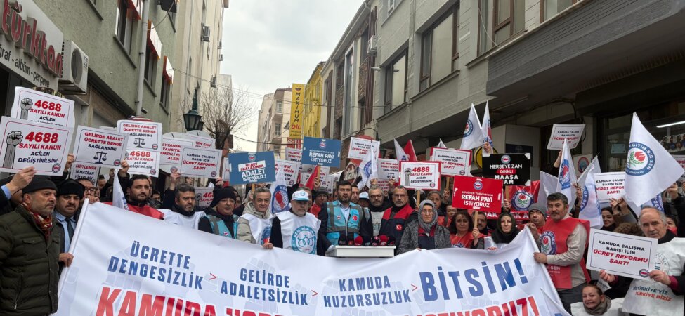 Memur-Sen’den 81 ilde çağrı: “Türkiye Yüzyılı’na yakışır bir personel reformu istiyoruz”