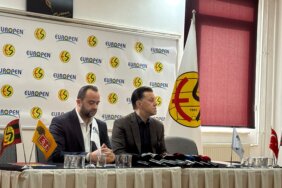 Nebi Hatipoğlu: “Eskişehirspor için masaya yumruğu vursunlar”
