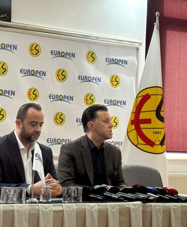 Nebi Hatipoğlu: “Eskişehirspor için masaya yumruğu vursunlar”