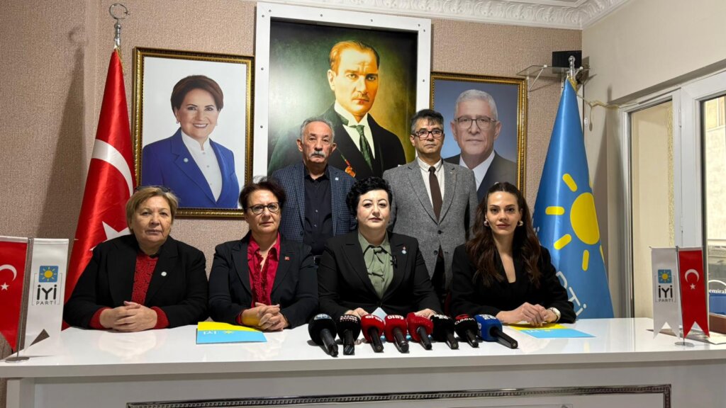 İYİ Parti Eskişehir’den barınaklara tepki: “Hayvan barınakları, ölüm kampı değil yaşam alanı olmak zorundadır”