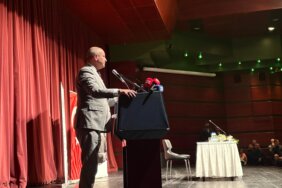 Zülfü Livaneli Eskişehir’e geldi: Vakıf Başkanı Ufuk Uysal süreci anlattı