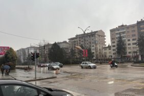 Arabasız Eskişehir uygulaması başladı :Üç bulvar yayalara açıldı