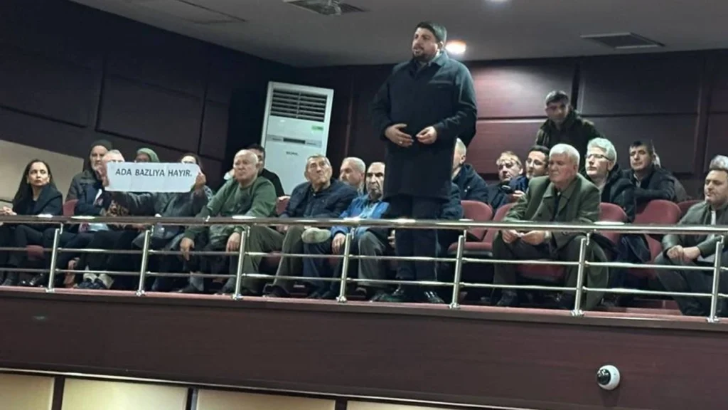 Yeşiltepe Mahallesi sakinleri Büyükşehir Belediye meclisinde isyan etti: “Biz bunları kabul etmiyoruz”