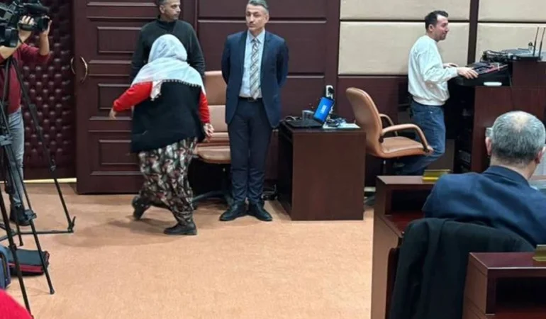 Eskişehir Büyükşehir Meclisi’nde Yeşiltepe gerginliği: Zeynep Güneş Akgün salonu terk etti