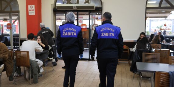 Eskişehir’de zabıtaların gıda işletmelerine sıkı denetimi