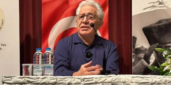 Zülfü Livaneli Eskişehirlilerle buluştu