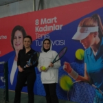 Büyükşehir’den 8 mart’a özel tenis turnuvası 113 8 mart’a özel teni̇s turnuvasi büyük bi̇r heyecanla başladi (1)