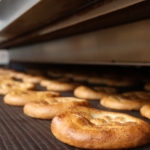 Eskişehir’de ramazan sofraları halk ekmek’le bereketleniyor 48 halk pi̇de bu ramazan da güvenle sofralarda (6)