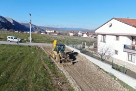 İnönü’de yol ve temizlik çalışmaları sürüyor 8 hbhli2cxwaaoiiz