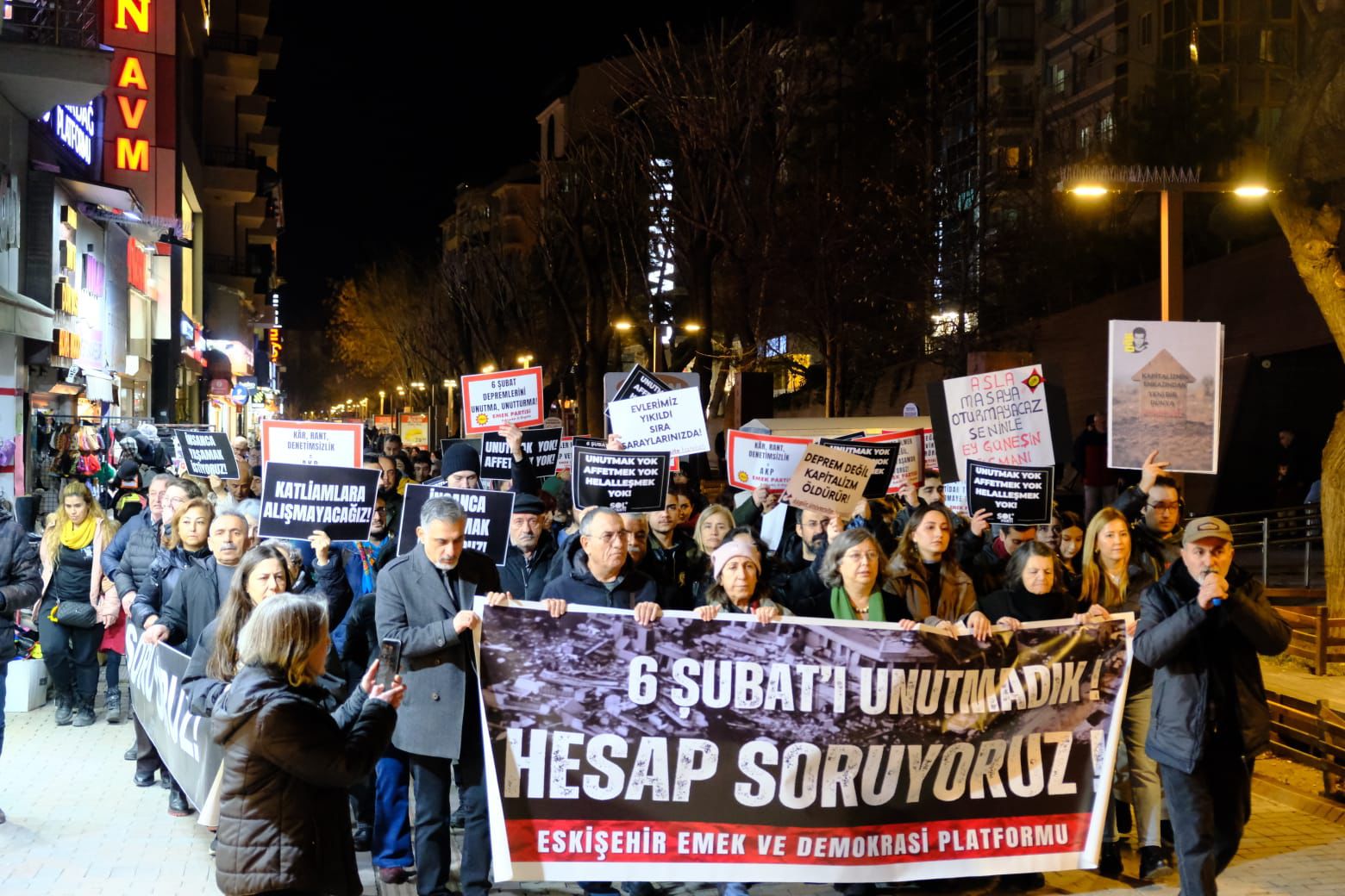 WhatsApp Image 2026-02-06 at 19.56.23