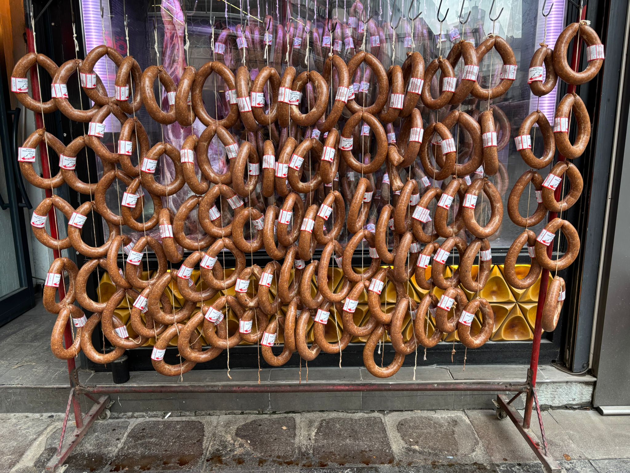 Eskişehir’in ünlü sucuğuna zam 7 whatsapp image 2026-02-16 at 12.18.52