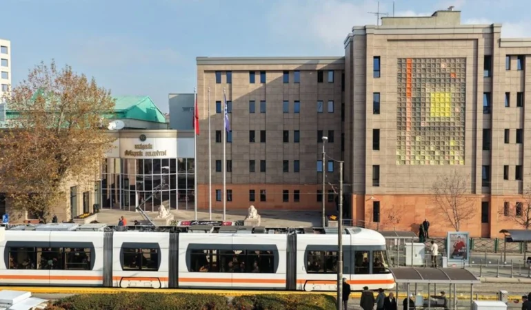 Eskişehir büyükşehir belediyesinde iki önemli atama 38 eskisehir-buyuksehir-belediyesi-cok-onemli-bir-basariya-imza-atti-rakamlarla-aciklama-yapildi