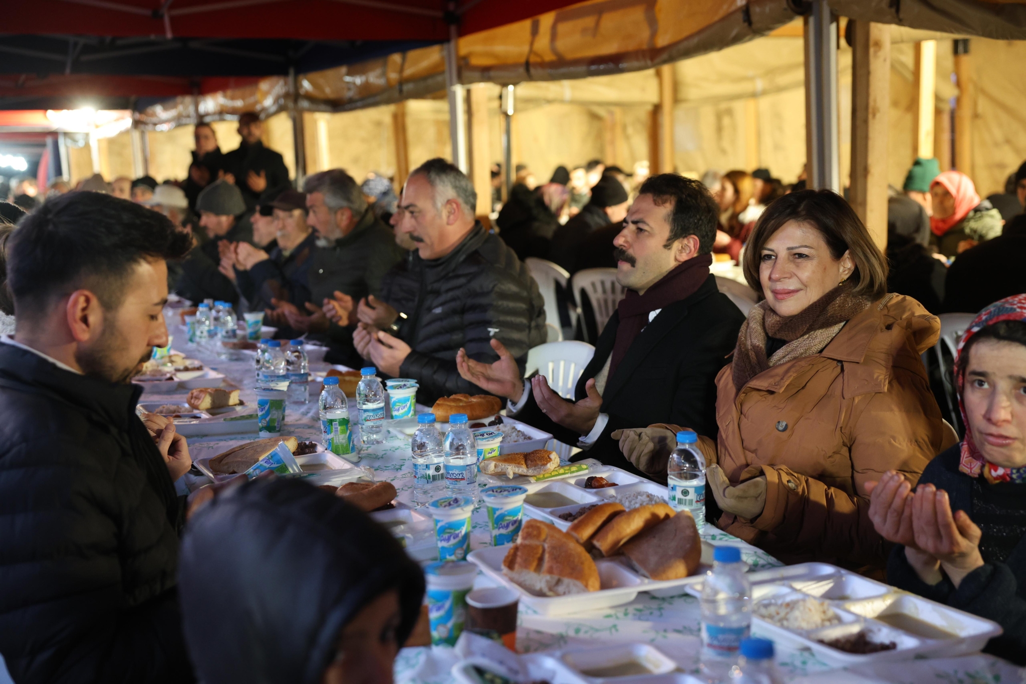 eskişehir-büyükşehir-belediyesi-ve-sivrihisar-belediyesi-ortak-iftar-programı