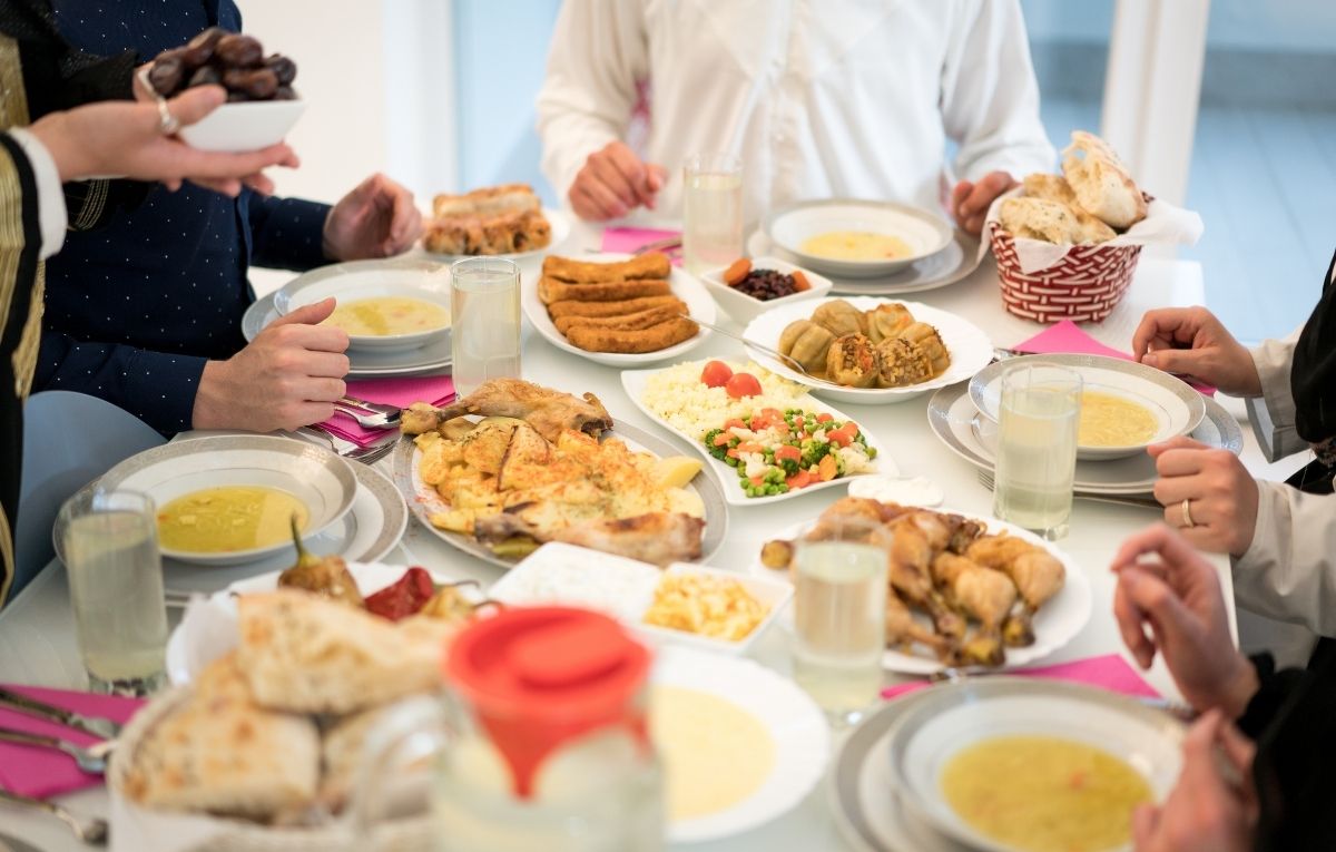 ESKİŞEHİR'DE 10. RAMAZAN: ESKİŞEHİR İFTAR SAAT KAÇTA ? 5 eskisehir-iftar-saati-iftar-kacta