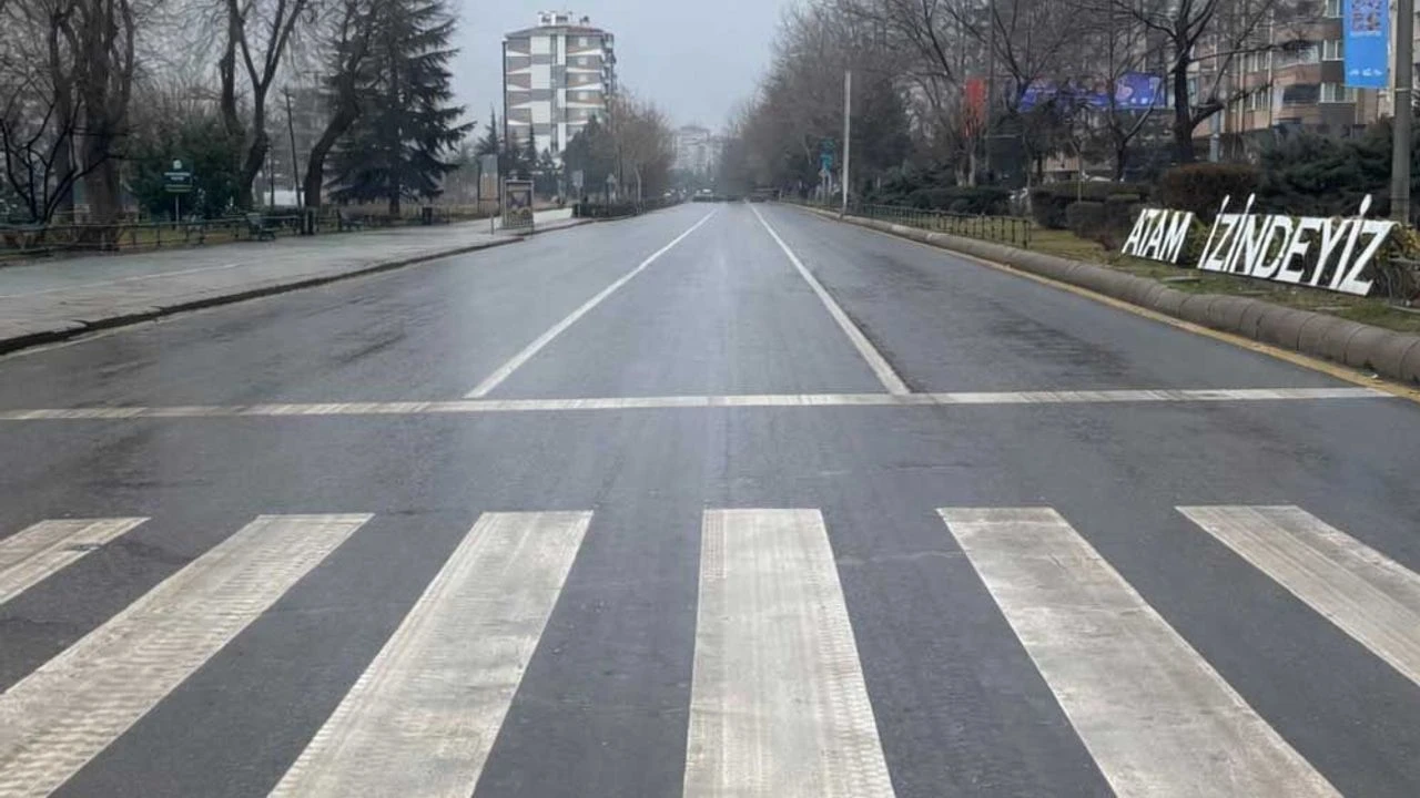 Eskişehir’de 'arabasız pazar' ikinci kez uygulandı 11 eskisehirde-arabasiz-pazar-uygulamasinin-ikincisi-basladi