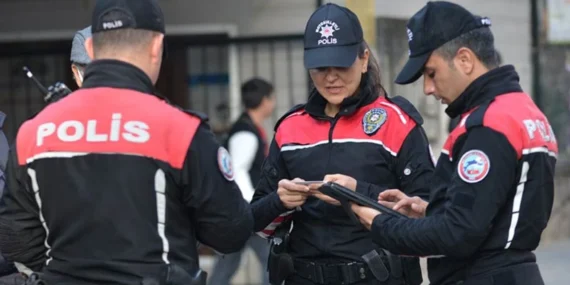 eskisehirde-aranan-sahislara-yonelik-operasyon-farkli-suclardan-araniyorlard