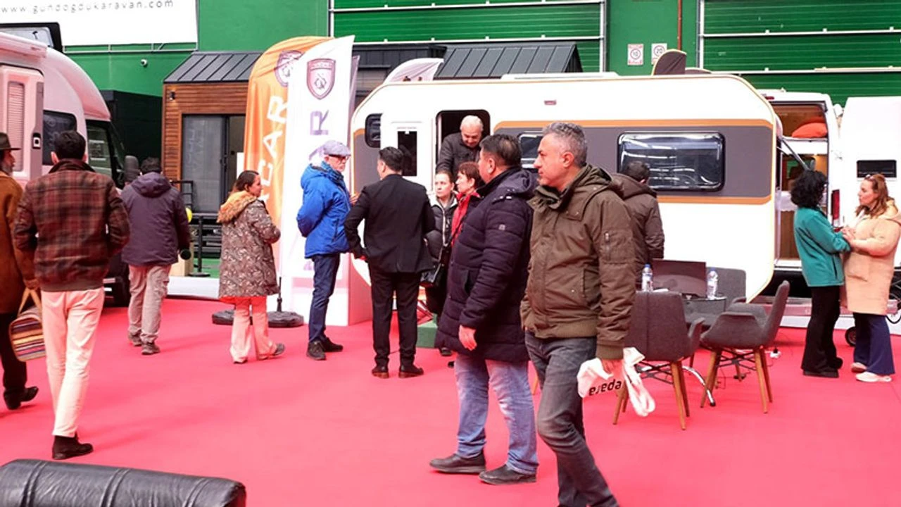 Eskişehir'de Kamp, Karavan, Tiny House ve Doğa Sporları Fuarını ziyaret eden kişi sayısı belli oldu 5 eskisehirde-kamp-ve-karavan-fuari-kapilarini-acti