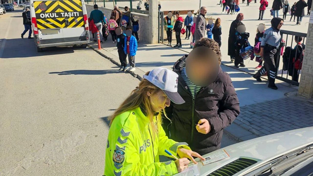 eskisehirde-okul-cevrelerine-ve-servis-araclarina-yonelik-genis-kapsamli-denetim