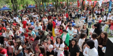 odunpazari-belediyesi-nden-geleneksel-23-nisan-senligi-a0ad0478-201a-46fd-98fd-19a7e87f258e