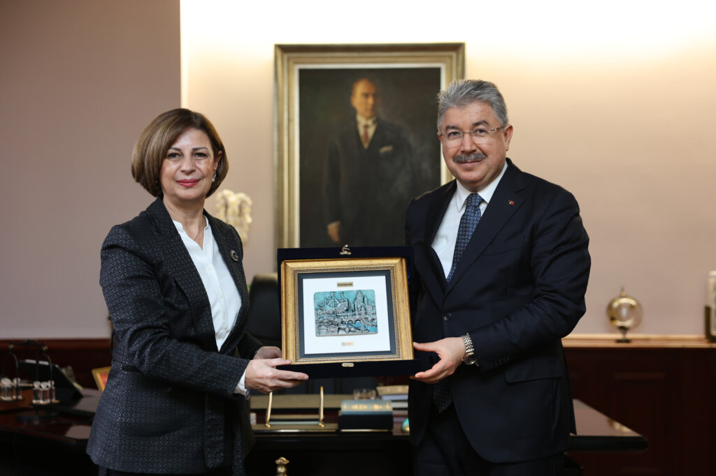 Vali Yılmaz’dan Başkan Ünlüce’ye ziyaret