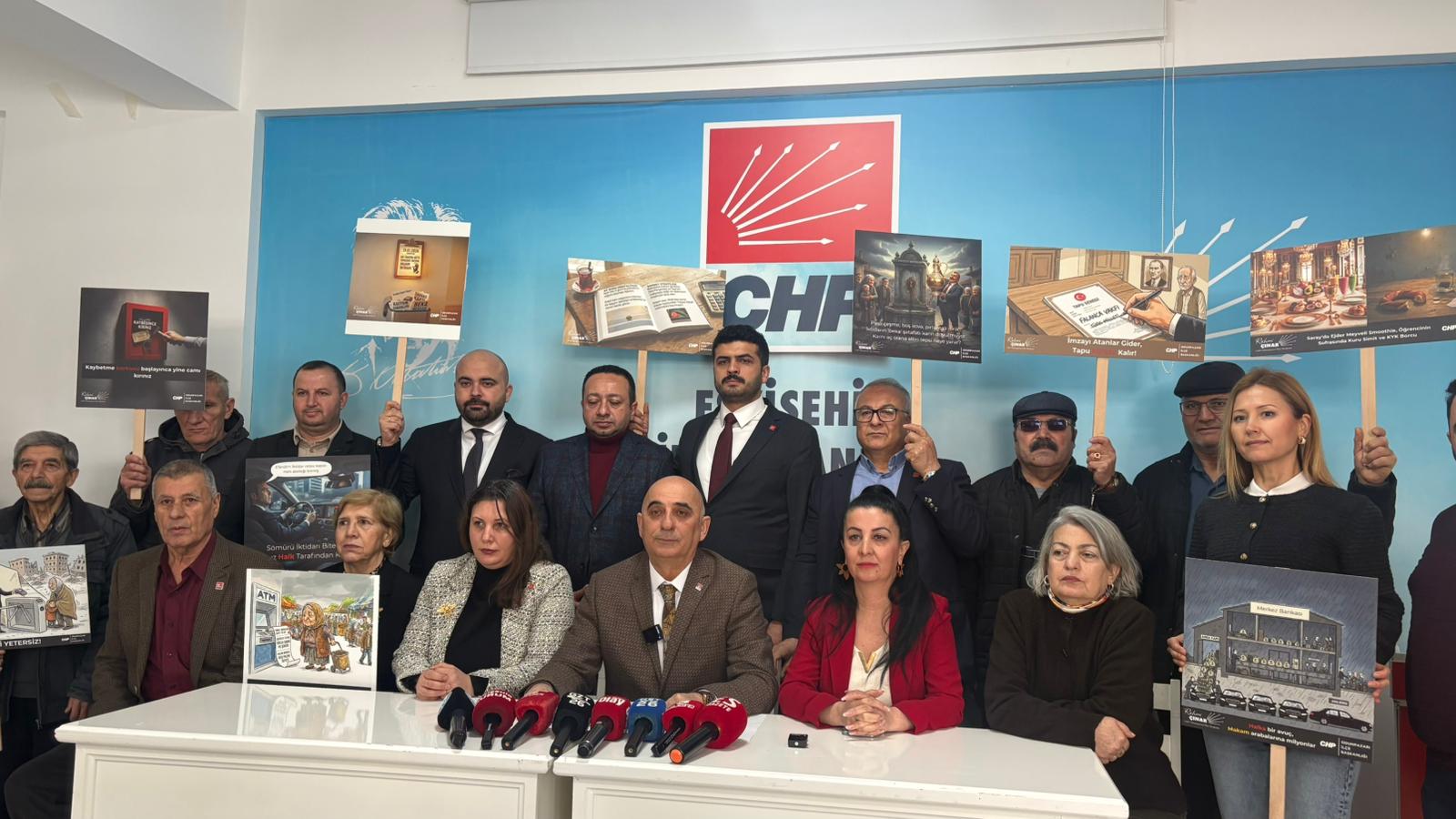 Rahmi Çınar: “Saray bu ülkeyi yönetemiyor”