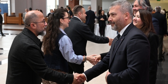 anadolu üniversitesi’nde bayram sevinci 1