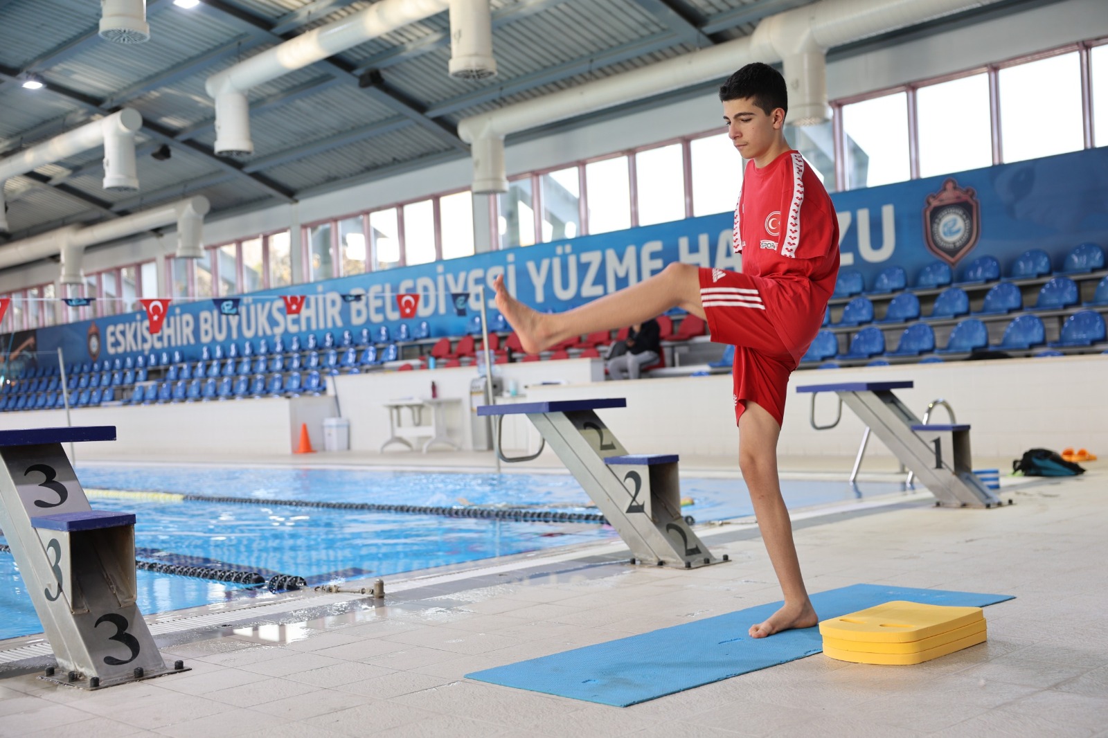 ESKİŞEHİRLİ MİLLİ YÜZÜCÜ İTALYA’DA TÜRKİYE’Yİ TEMSİL EDECEK (2)