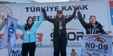 eskişehir snowboard’da türkiye’yi salladı 2.’lik gururu 1
