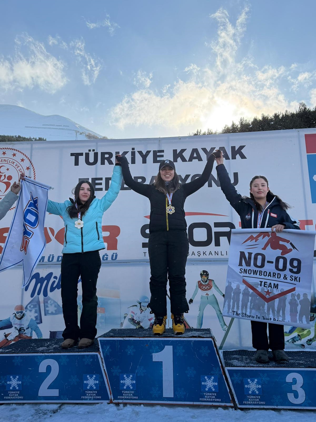 eskişehir snowboard’da türkiye’yi salladı 2.’lik gururu 1
