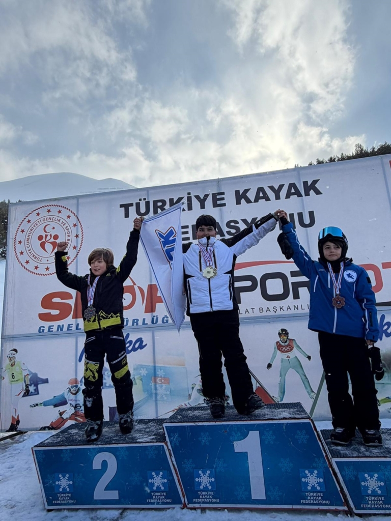eskisehir snowboardda turkiyeyi salladi 2.lik gururu 2