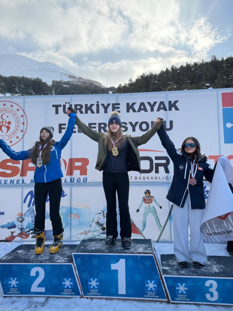 eskisehir snowboardda turkiyeyi salladi 2.lik gururu 3