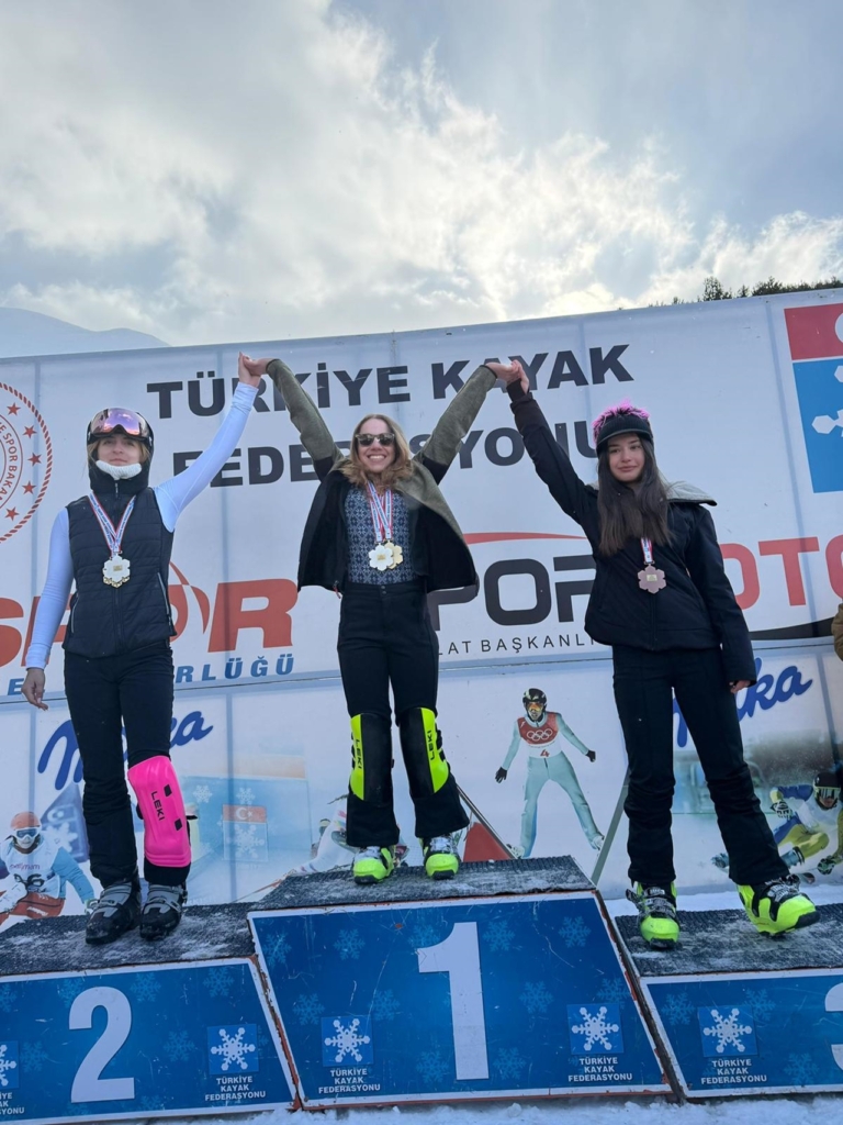 eskisehir snowboardda turkiyeyi salladi 2.lik gururu 6