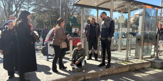 Eskişehir tramvay durağında kavga! Genç şahıs gözaltına alındı 13 whatsapp image 2026-03-04 at 15.58.21